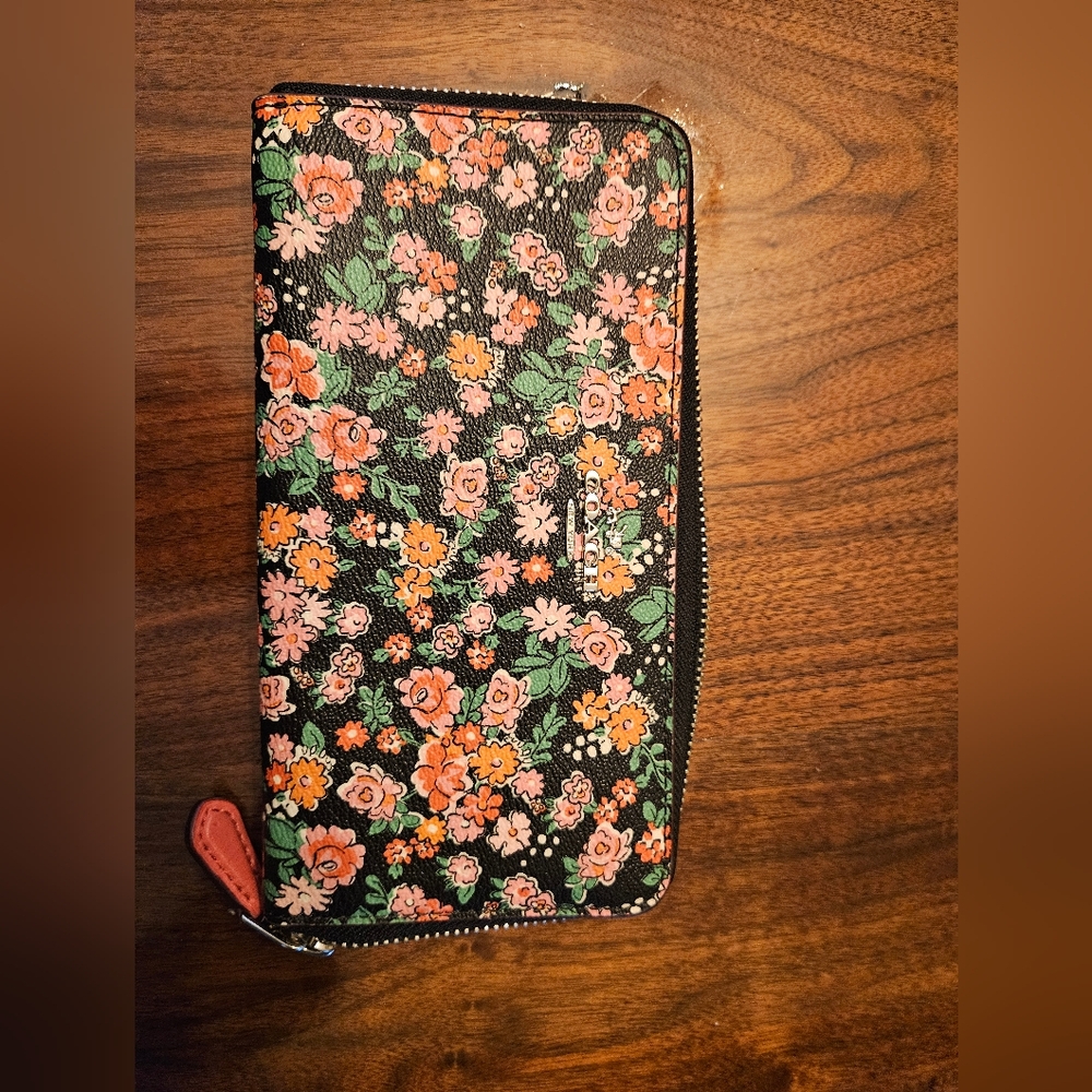 Coach wallet